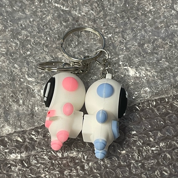 NWT Astronaut Cartoon Keychain - Picture 4 of 4